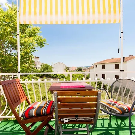 Family Friendly With A Swimming Pool Okrug Gornji, Ciovo - 16893